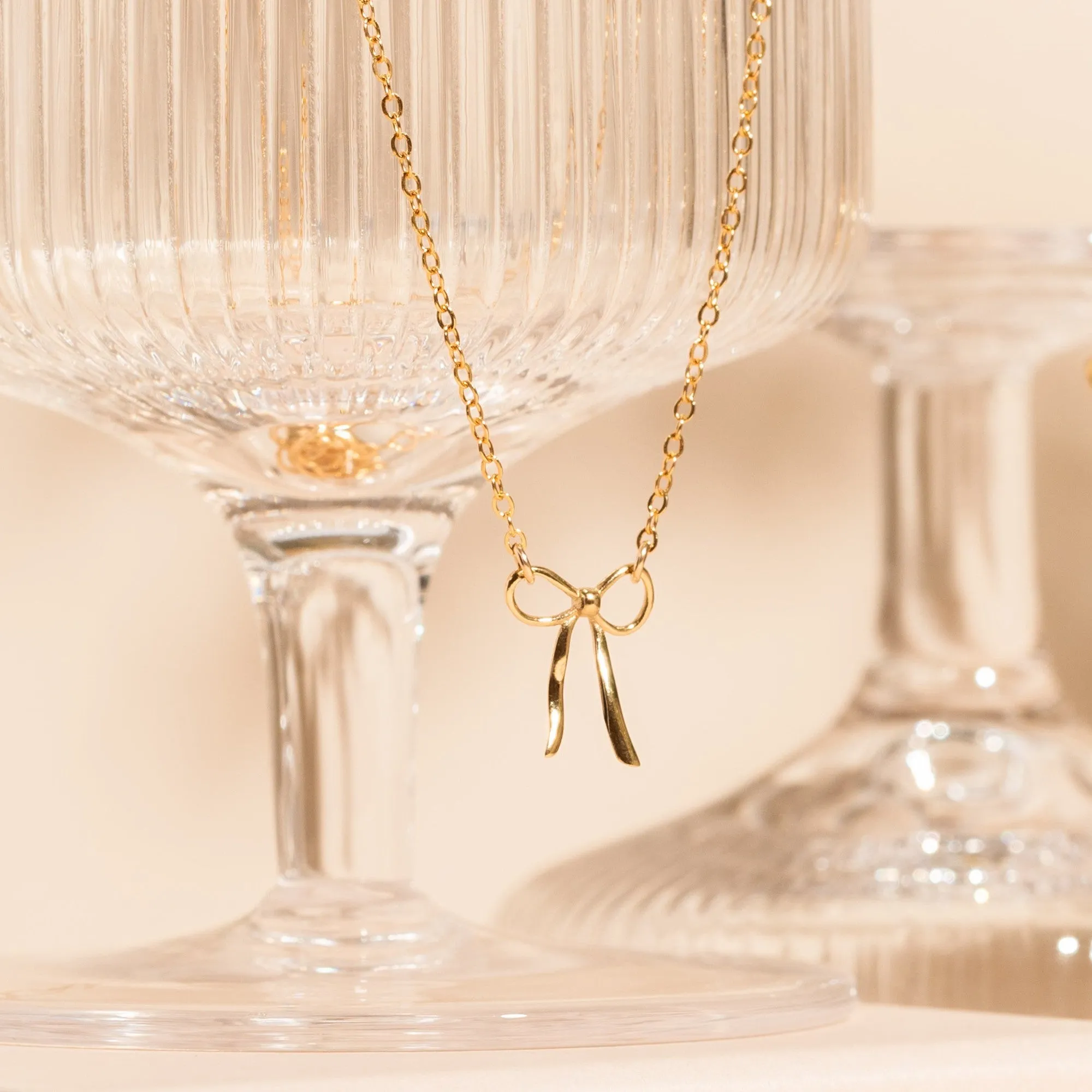 Dainty Bow Necklace