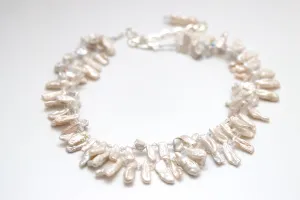 Pure Neckline